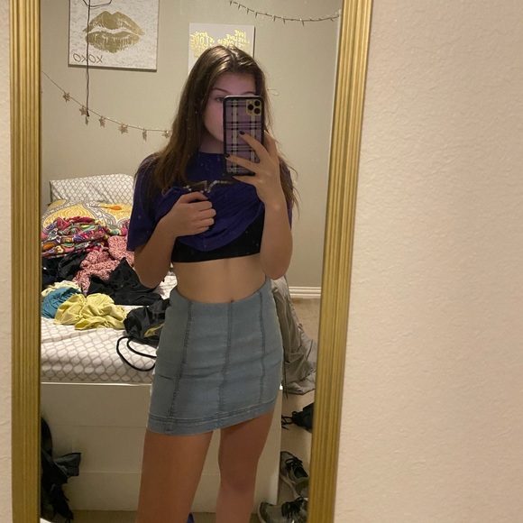 Brandy Melville Dresses & Skirts - skirt